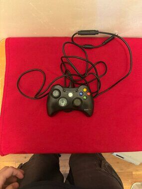 Gamestop Black Xbox 360 Wired Controller